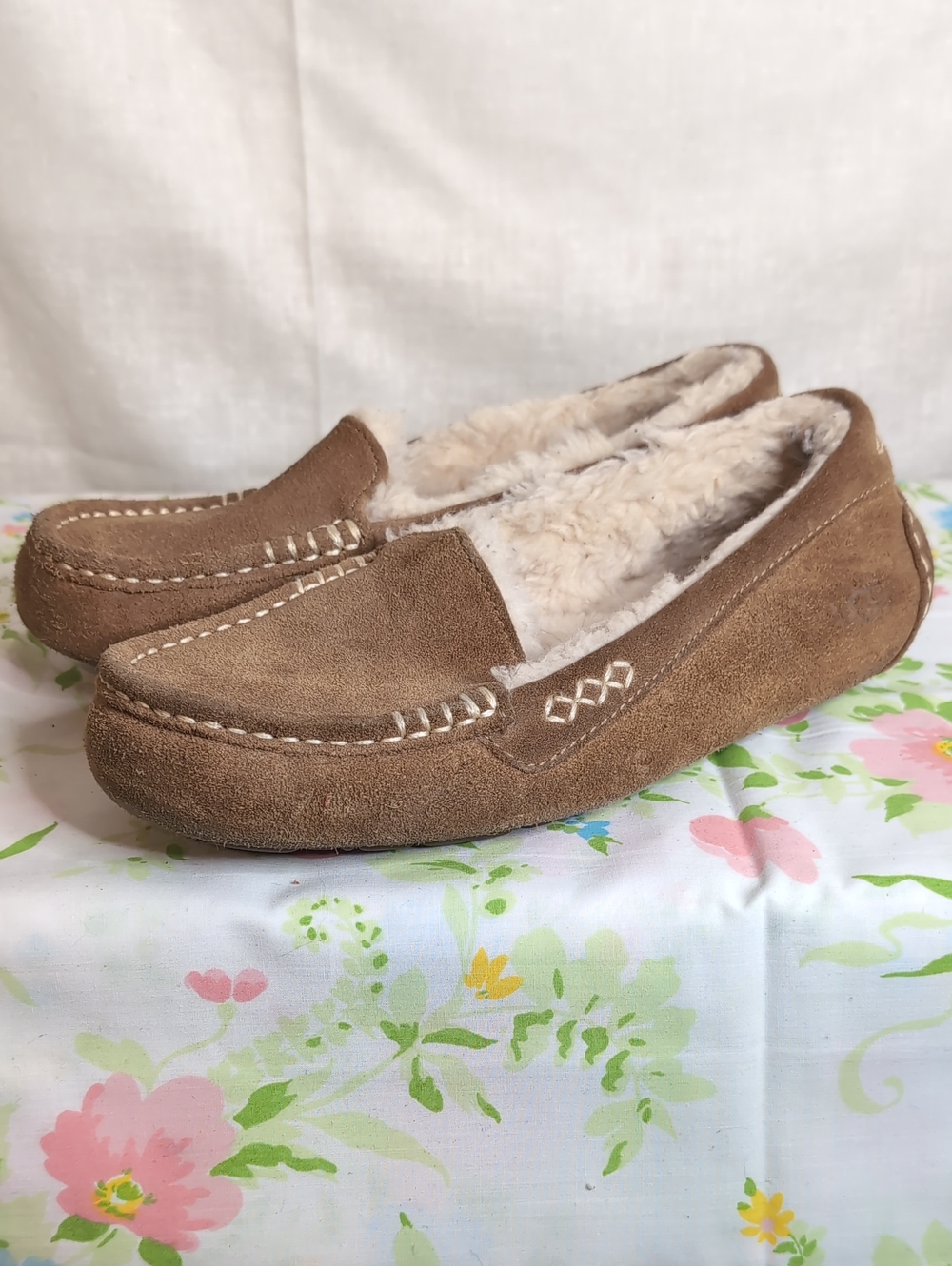Ugg Ansley Slippers womens 8